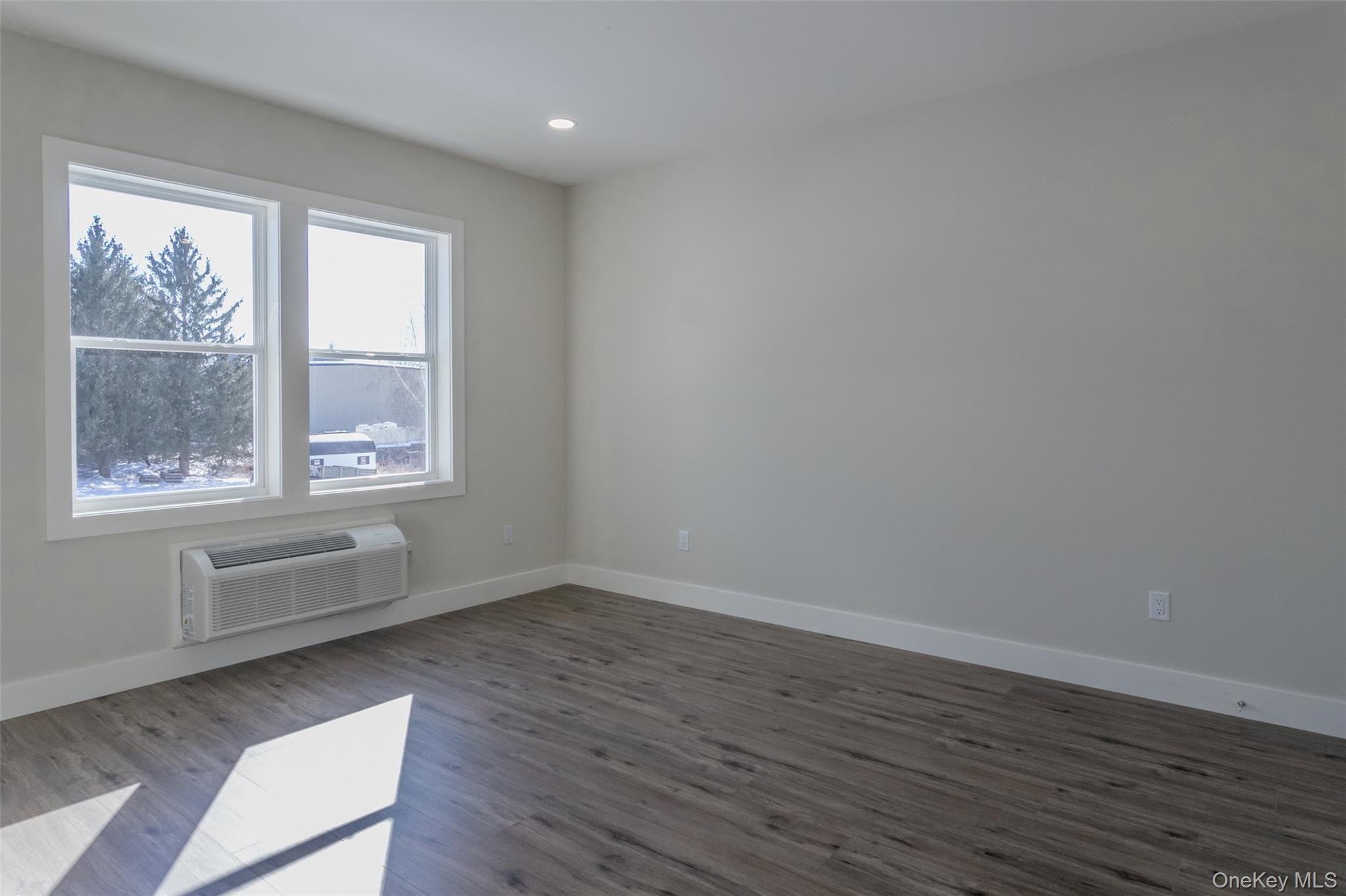 124 South Main Street Florida, NY 10921 - Photo 5 of 15