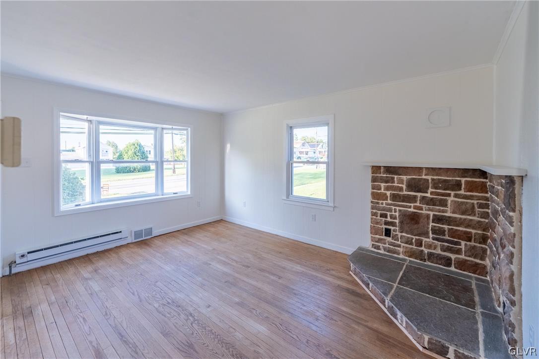 4764 Buckeye Road Emmaus, PA 18049 - Photo 2 of 27 Gallery Image 2