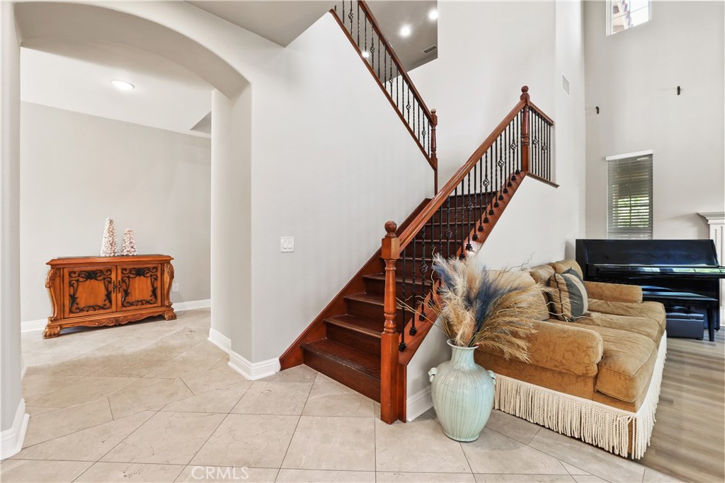 1055 Lowry Ranch Road Corona, CA 92881 - Photo 32 of 75