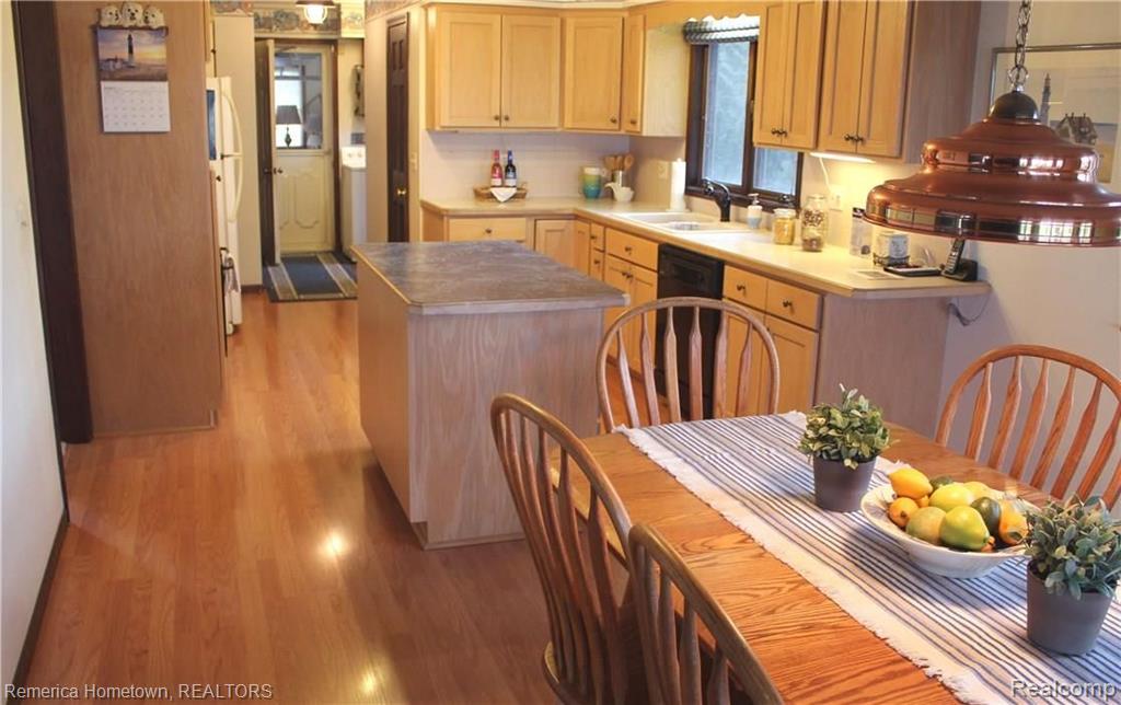 2717 Lakeshore Road Applegate, MI 48401 - Photo 19 of 53 Gallery Image 19
