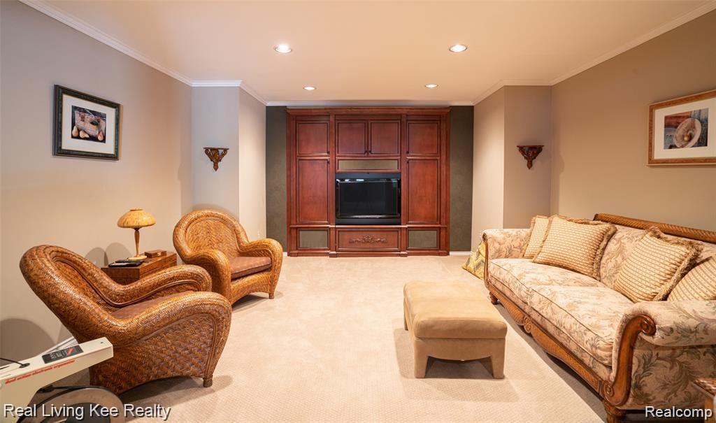 3490 Moceri Court Rochester, MI 48306 - Photo 32 of 50 3490 Moceri Ct RHills Interior-49.jpg