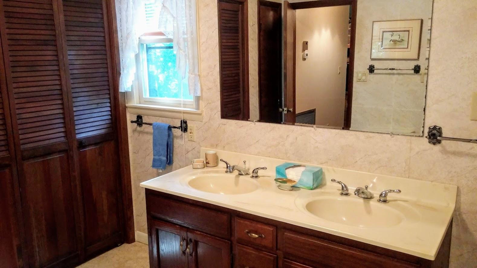 5321 Pawnee Road Crossville, TN 38572 - Photo 25 of 31 master bath 3