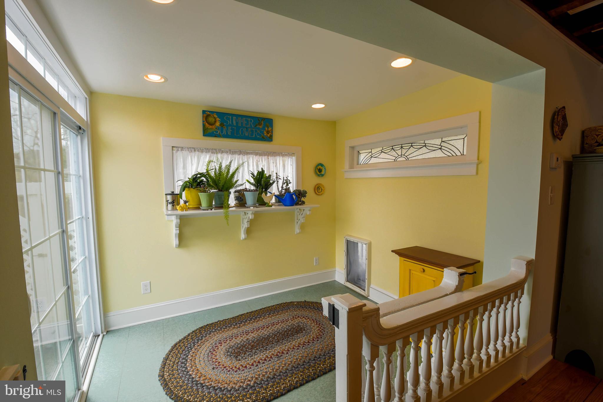 52 River Road Pipersville, PA 18947 - Photo 14 of 31 Dog room with radiant heat and doggie door