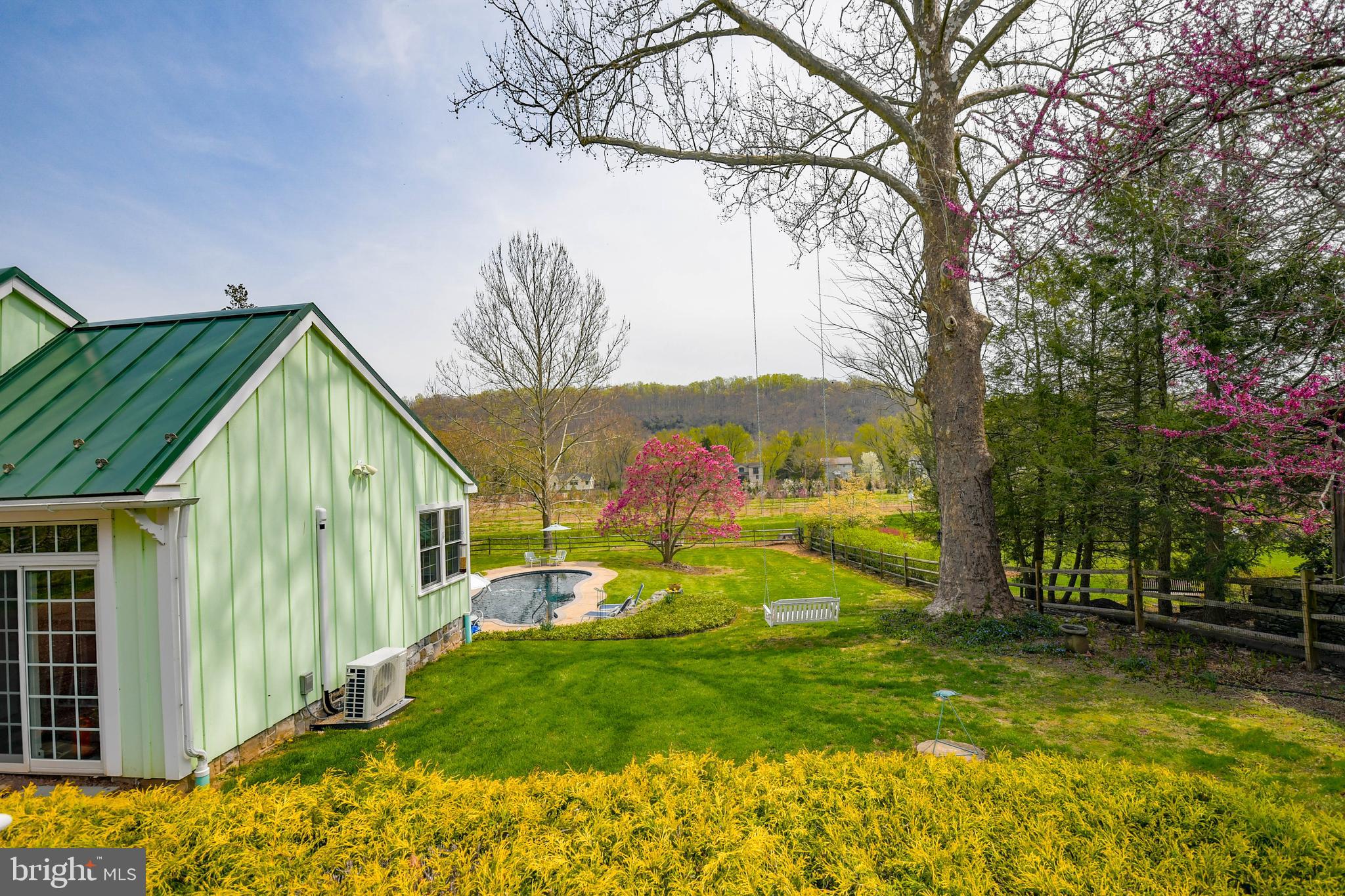 52 River Road Pipersville, PA 18947 - Photo 5 of 31 filtered salt water pool