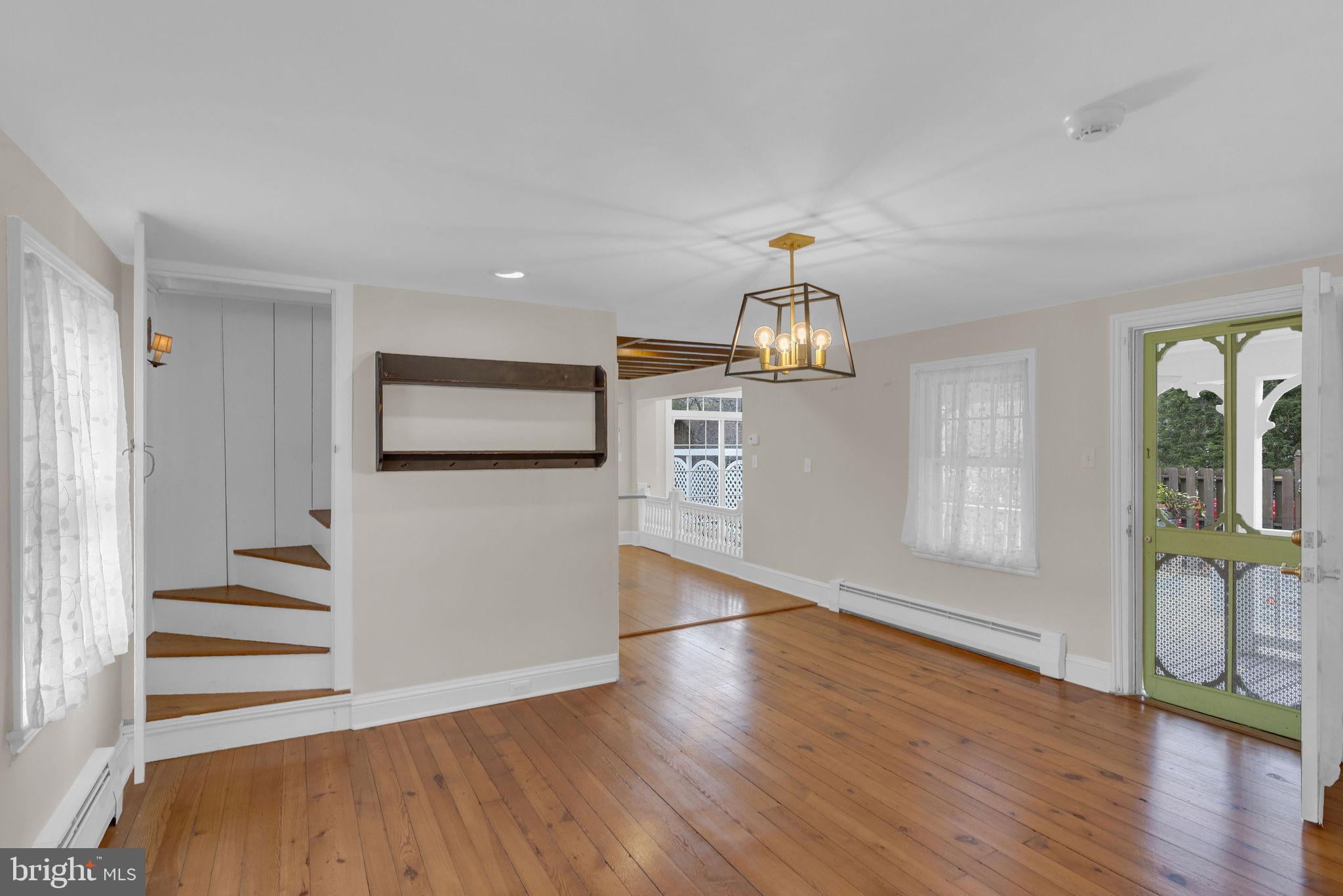 52 River Road Pipersville, PA 18947 - Photo 9 of 31 Dinning area