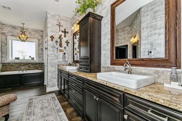 $1,500,000 | 7053 South 143rd Street East, Derby, KS 67037