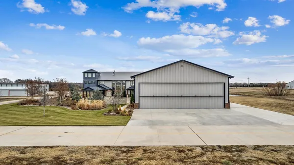 $1,500,000 | 7053 South 143rd Street East, Derby, KS 67037