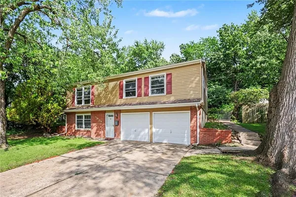$230,000 | 9939 Harrison Street, Kansas City, MO 64131