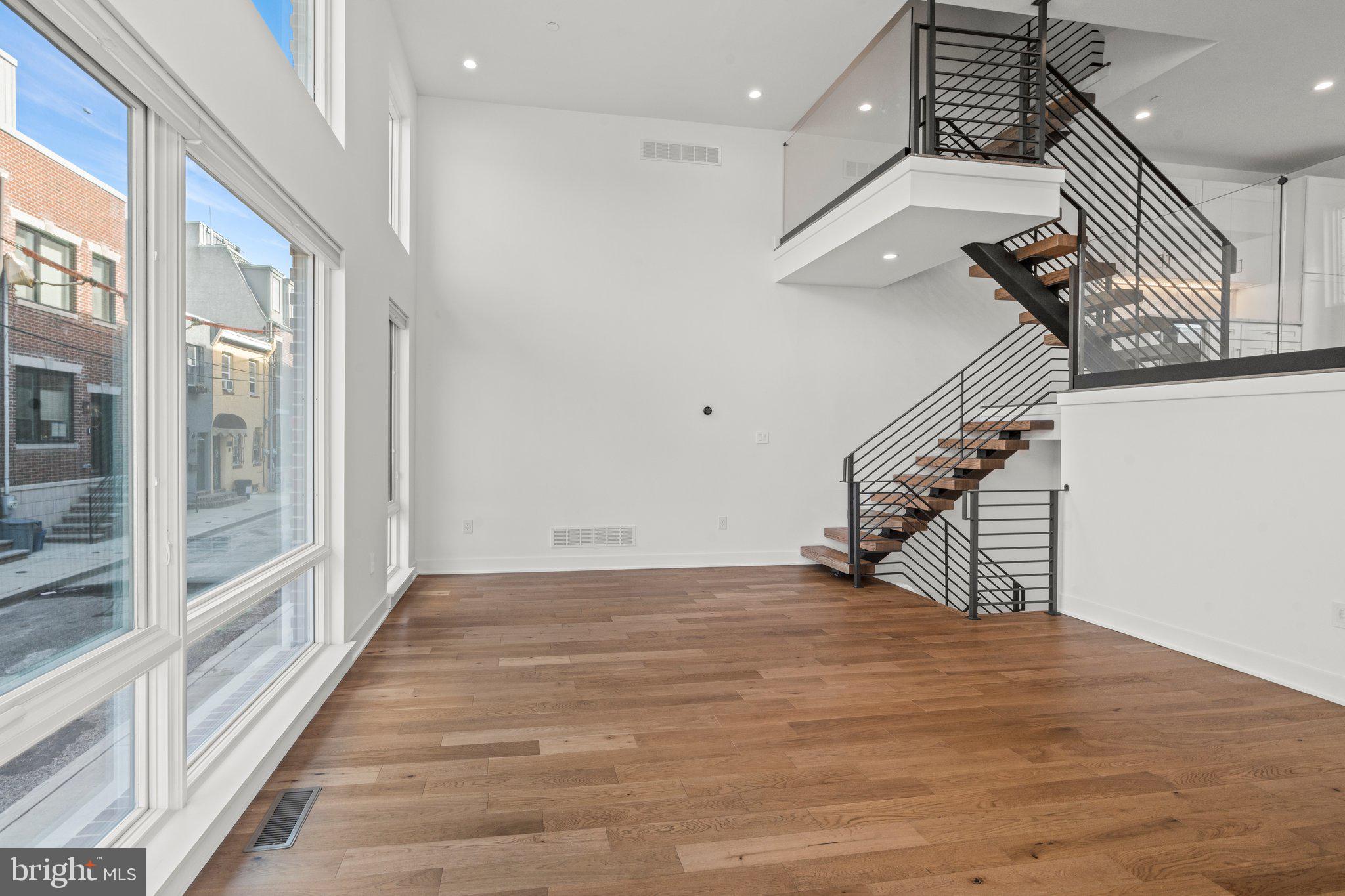 2240 League Street Philadelphia, PA 19146 - Photo 4 of 43