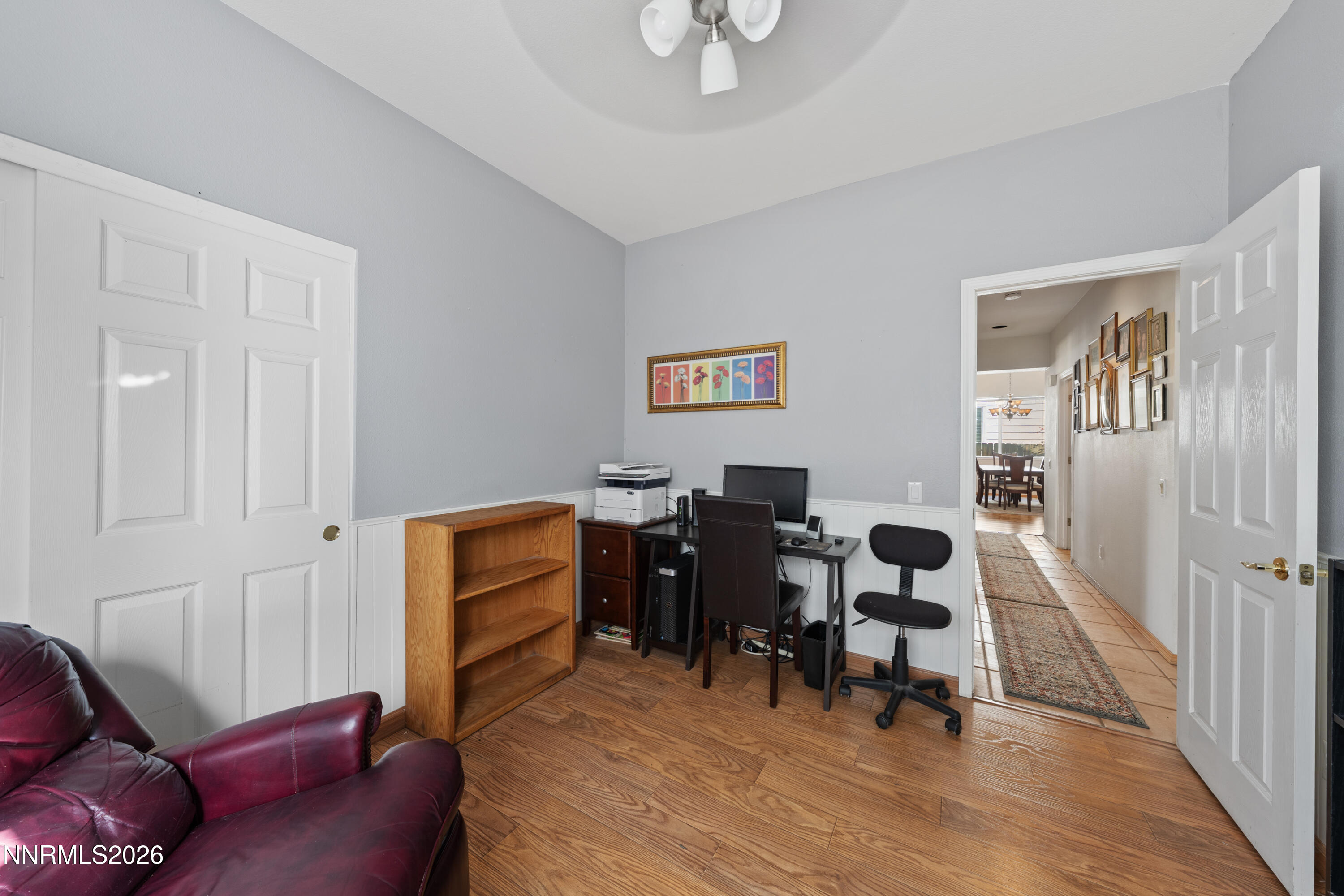3225 Eaglewood Drive Reno, NV 89502 - Photo 22 of 45 a living room with furniture and a piano table
