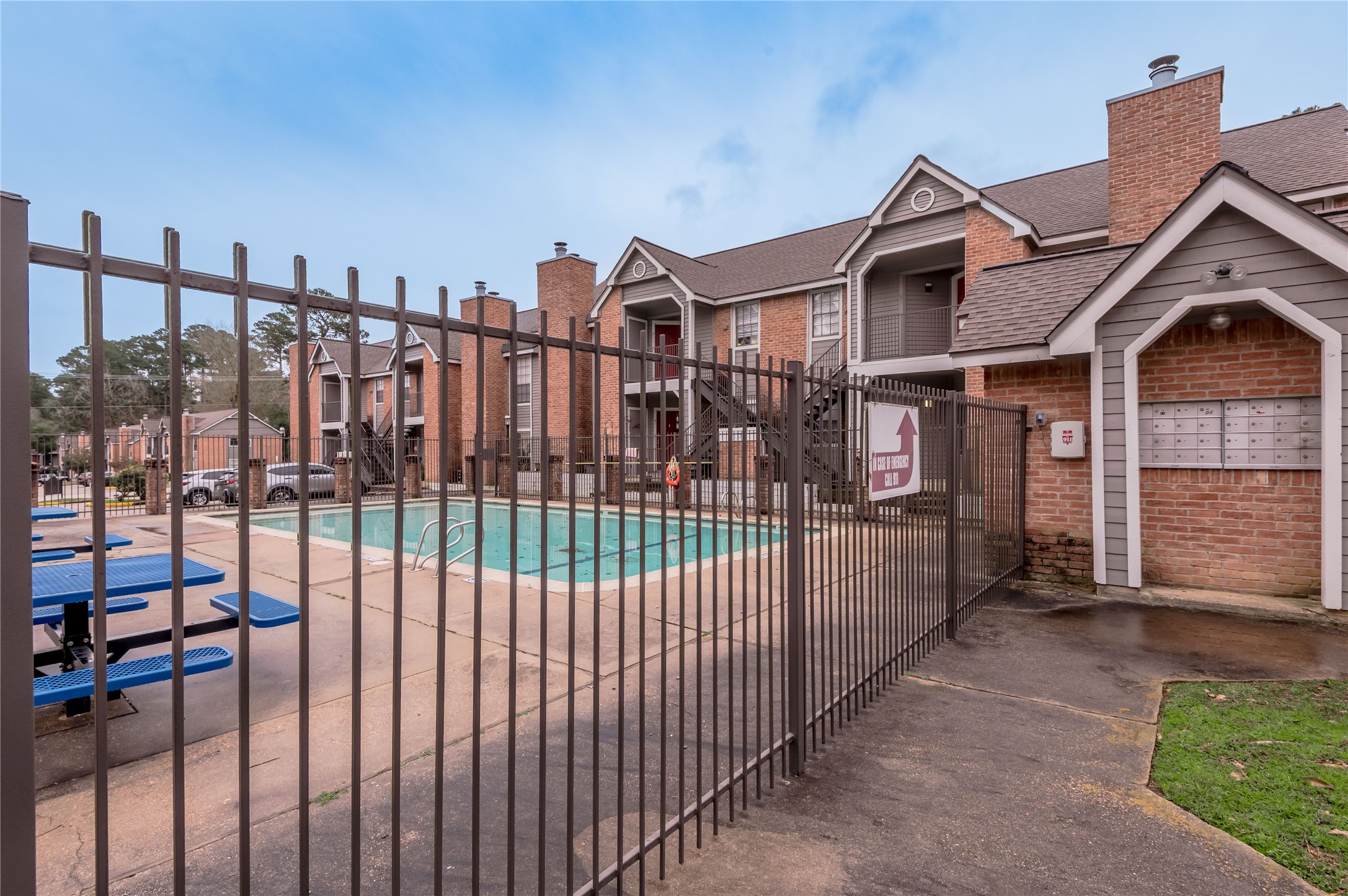 2402 Sycamore Avenue, Unit D6 Huntsville, TX 77340 - Photo 15 of 23