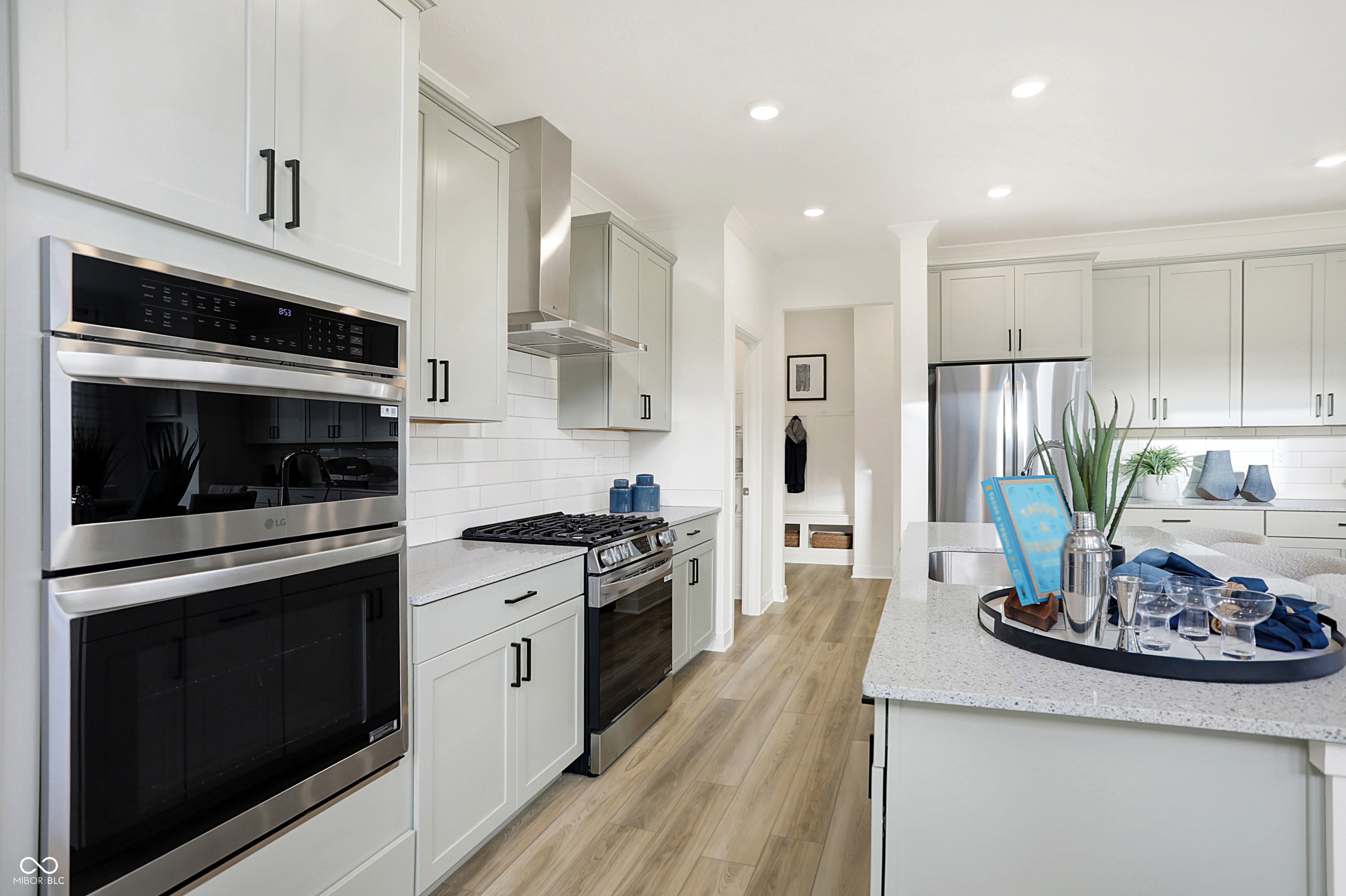 11775 Lyndale Drive Fishers, IN 46040 - Photo 11 of 45