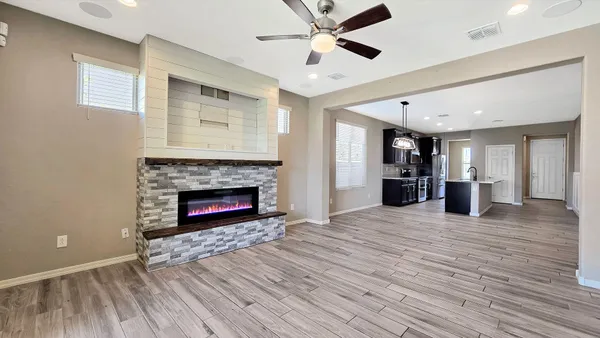 $2,450 | 17156 West Lincoln Street, Goodyear, AZ 85338