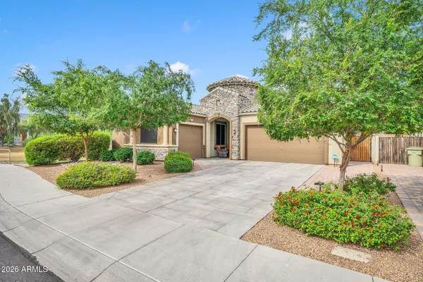 $595,000 | 5304 North 94th Lane, Glendale, AZ 85305