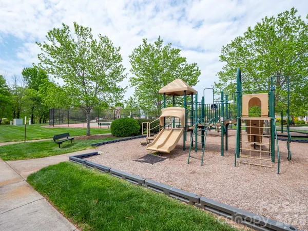 $675,000 | 695 Summerford Court Northwest, Concord, NC 28027