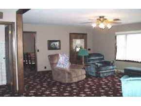 3323 North Smith Pike Bloomington, IN 47404 - Photo 6 of 8