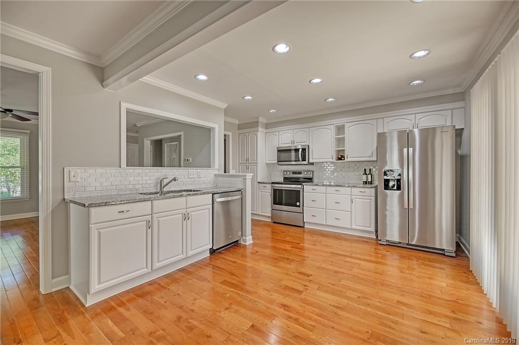 7814 Robin Crest Road Charlotte, NC 28226 - Photo 15 of 34 Gallery Image 15