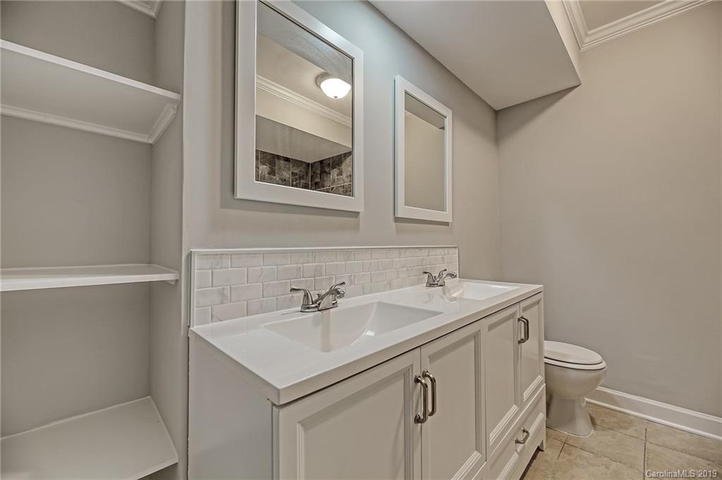 7814 Robin Crest Road Charlotte, NC 28226 - Photo 30 of 34 Gallery Image 30