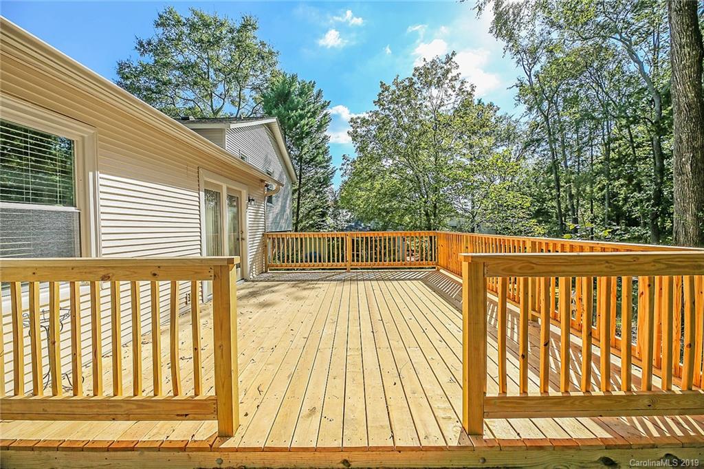 7814 Robin Crest Road Charlotte, NC 28226 - Photo 4 of 34 Gallery Image 4