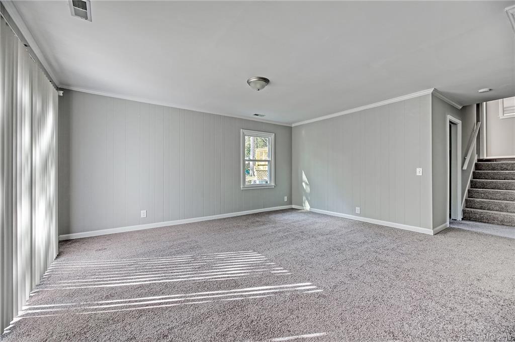 7814 Robin Crest Road Charlotte, NC 28226 - Photo 31 of 34 Gallery Image 31