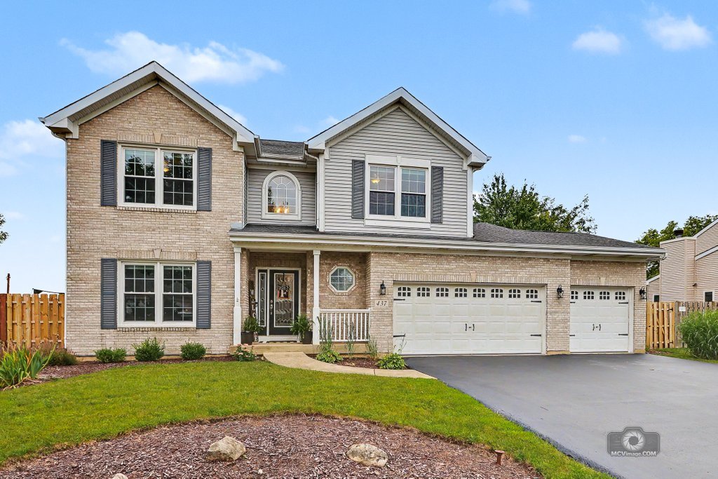 437 Raintree Drive Oswego, IL 60543 - Photo 1 of 49 Gallery Image 1