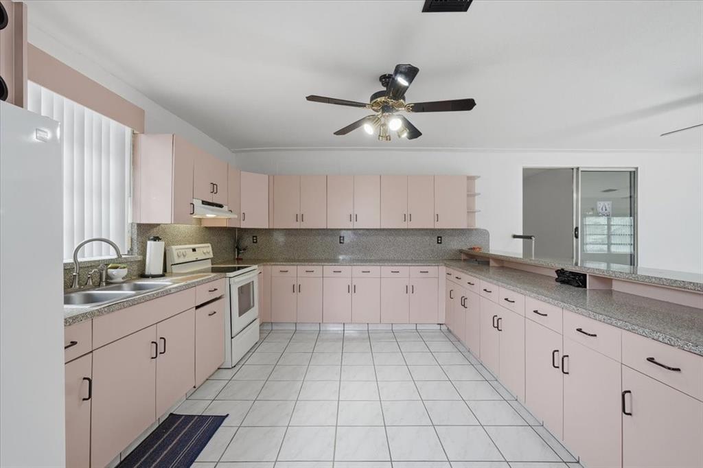 5580 Southwest 2nd Street Miami, FL 33134 - Photo 13 of 29