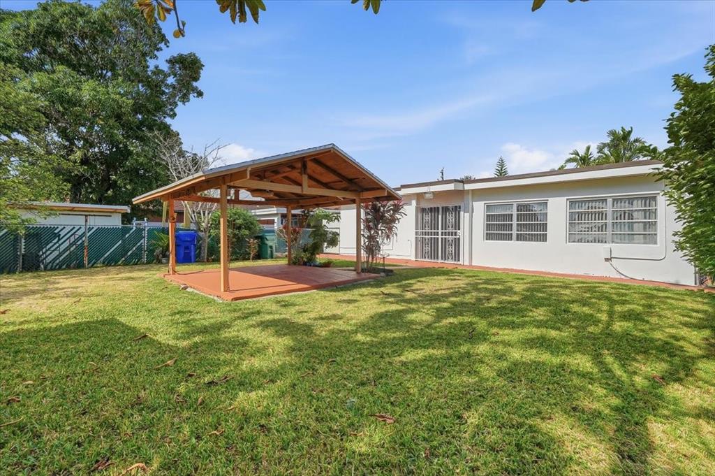 5580 Southwest 2nd Street Miami, FL 33134 - Photo 21 of 29