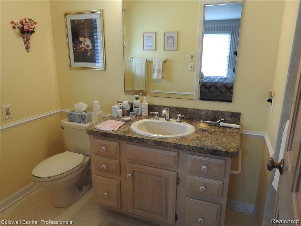3126 Rochester Road Dryden, MI 48428 - Photo 19 of 34 DSCN0296.JPG