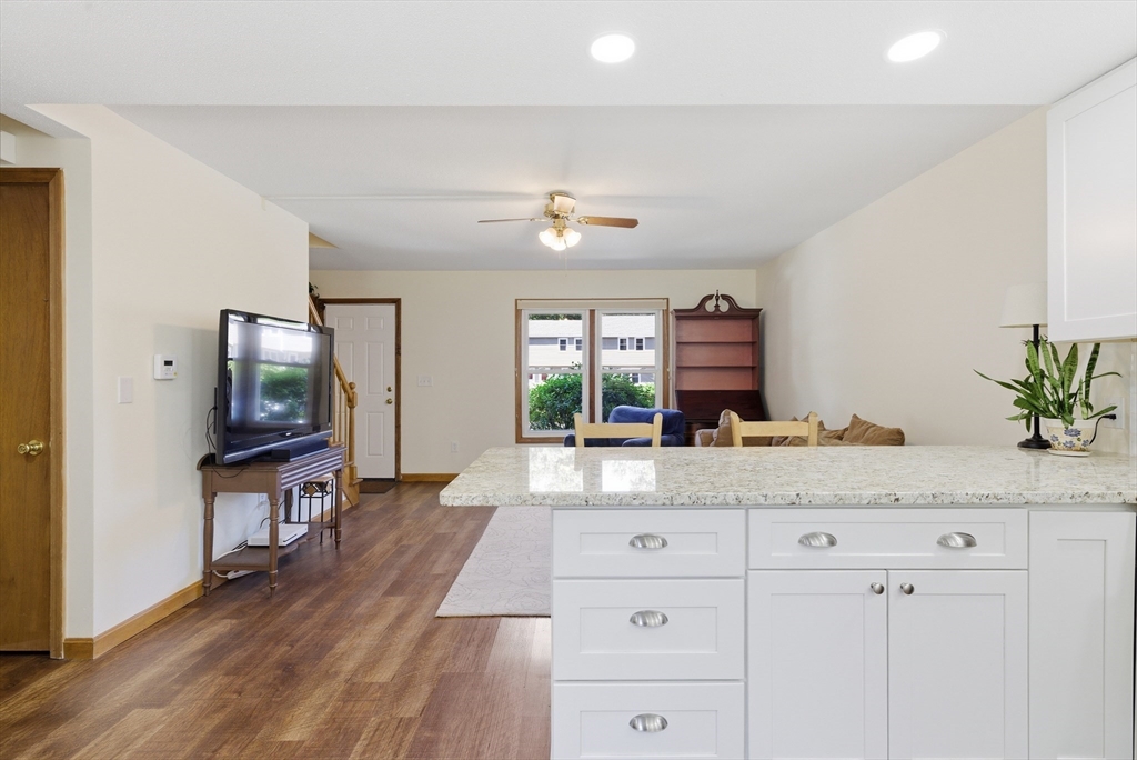 1430 Russell Road, Unit 28 Westfield, MA 01085 - Photo 9 of 27