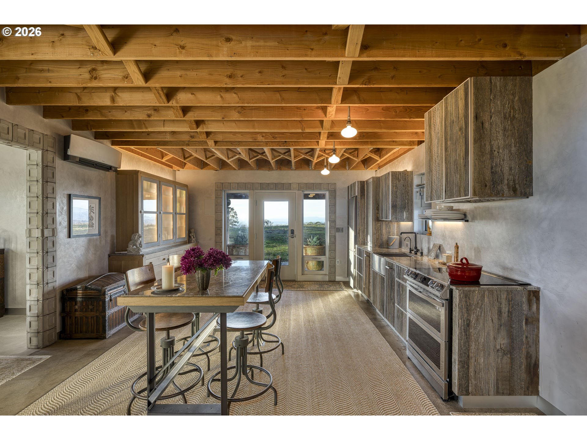 6850 Southeast Eola Hills Road Amity, OR 97101 - Photo 22 of 46