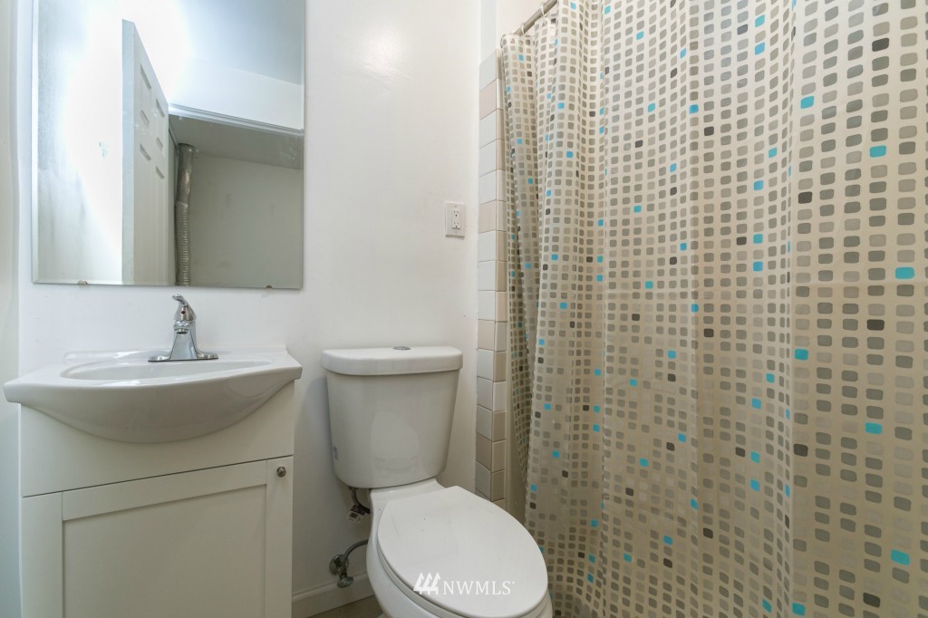 527 Clark Road Bellingham, WA 98225 - Photo 23 of 25