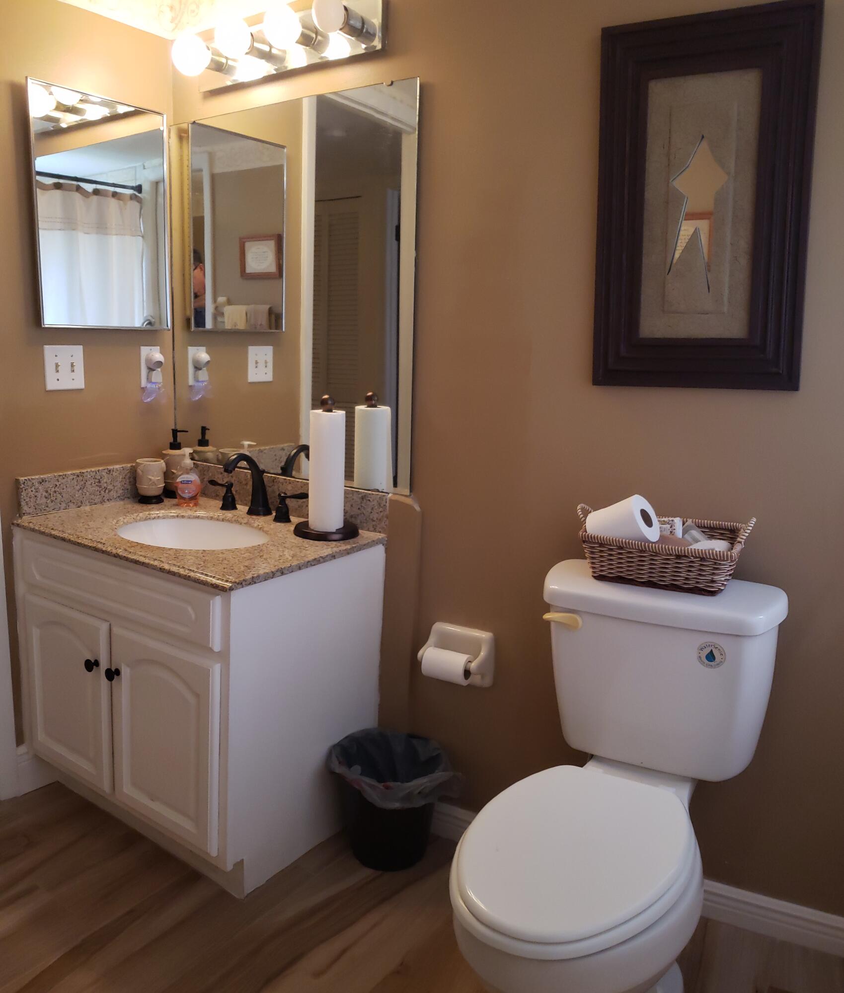 715 Ridge Club Drive, Unit 79 Melbourne, FL 32934 - Photo 15 of 29 Bathroom