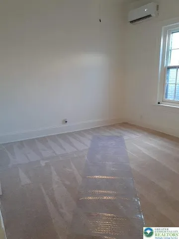 $1,375 | 204 North 7th Street, Allentown, PA 18102