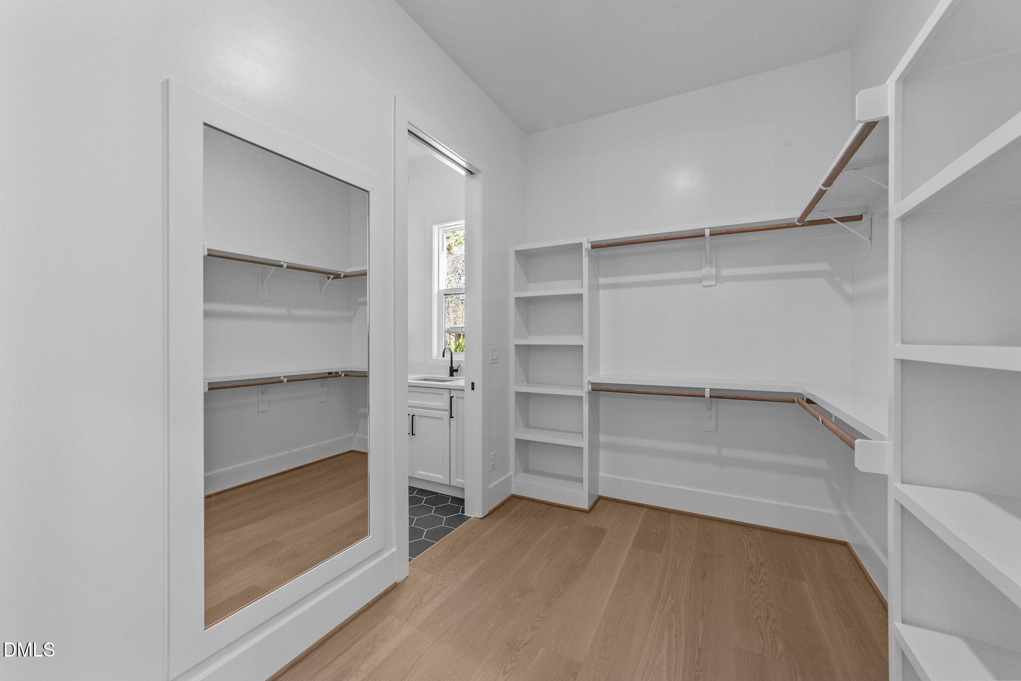 1218 Kingwood Drive Raleigh, NC 27609 - Photo 21 of 53 38-web-or-mls-VB4A8681