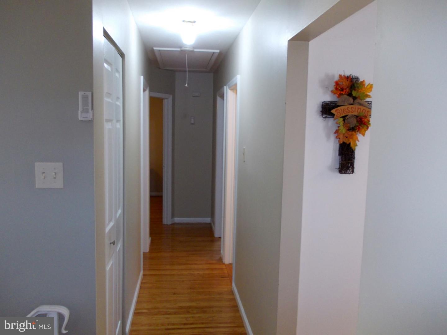 505 Fordham Road Woodbury Heights, NJ 08097 - Photo 9 of 18 Hallway