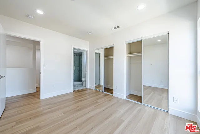 wooden floor in an empty room with wooden floor