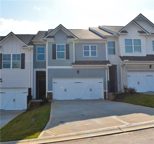 $2,200 | 6686 Corryton Street, Flowery Branch, GA 30542