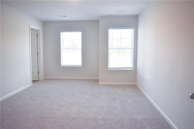 $2,200 | 6686 Corryton Street, Flowery Branch, GA 30542