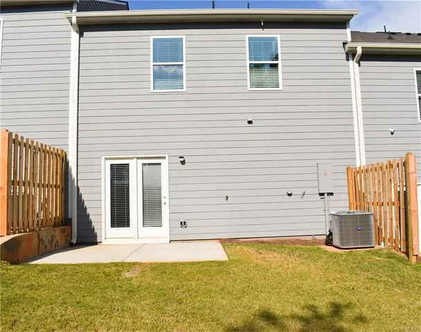 $2,200 | 6686 Corryton Street, Flowery Branch, GA 30542