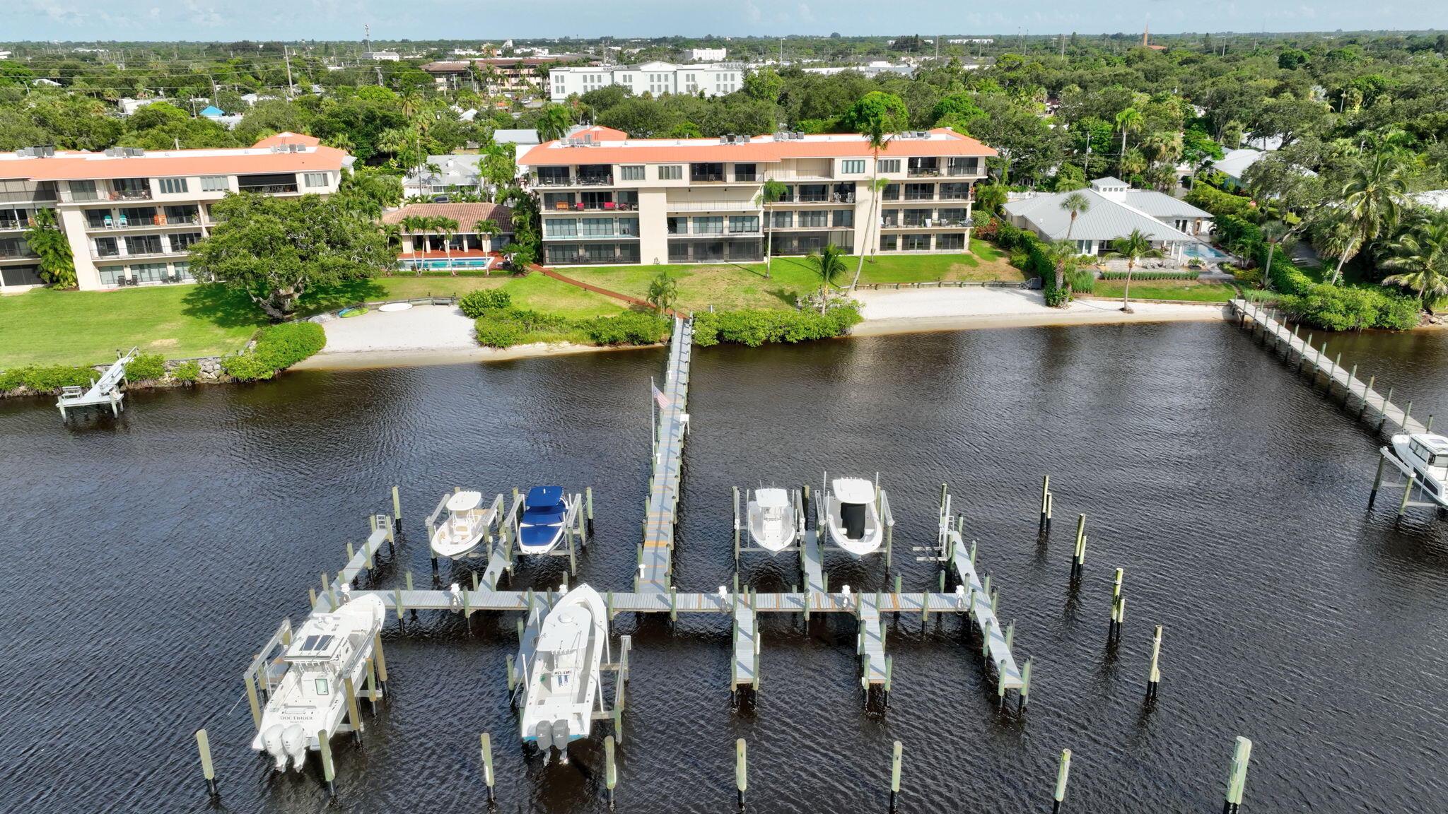 Bldg/Marina