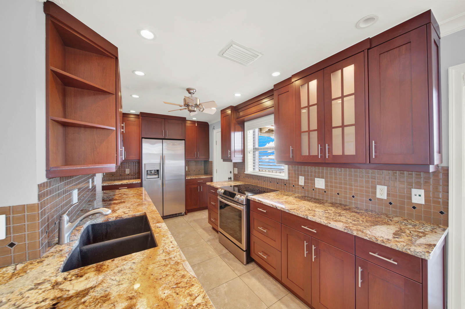 624 Southwest St Lucie Crescent, Unit 406 Stuart, FL 34994 - Photo 5 of 41 406_Edgewater-3