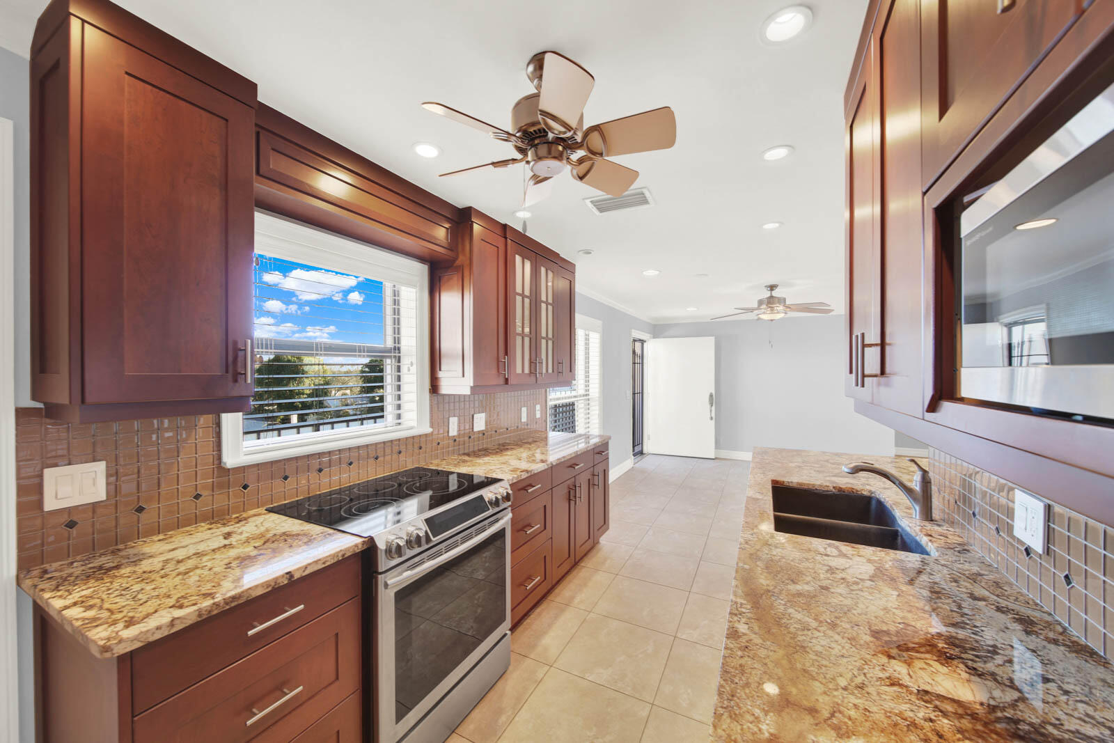 624 Southwest St Lucie Crescent, Unit 406 Stuart, FL 34994 - Photo 9 of 41 406_Edgewater-7