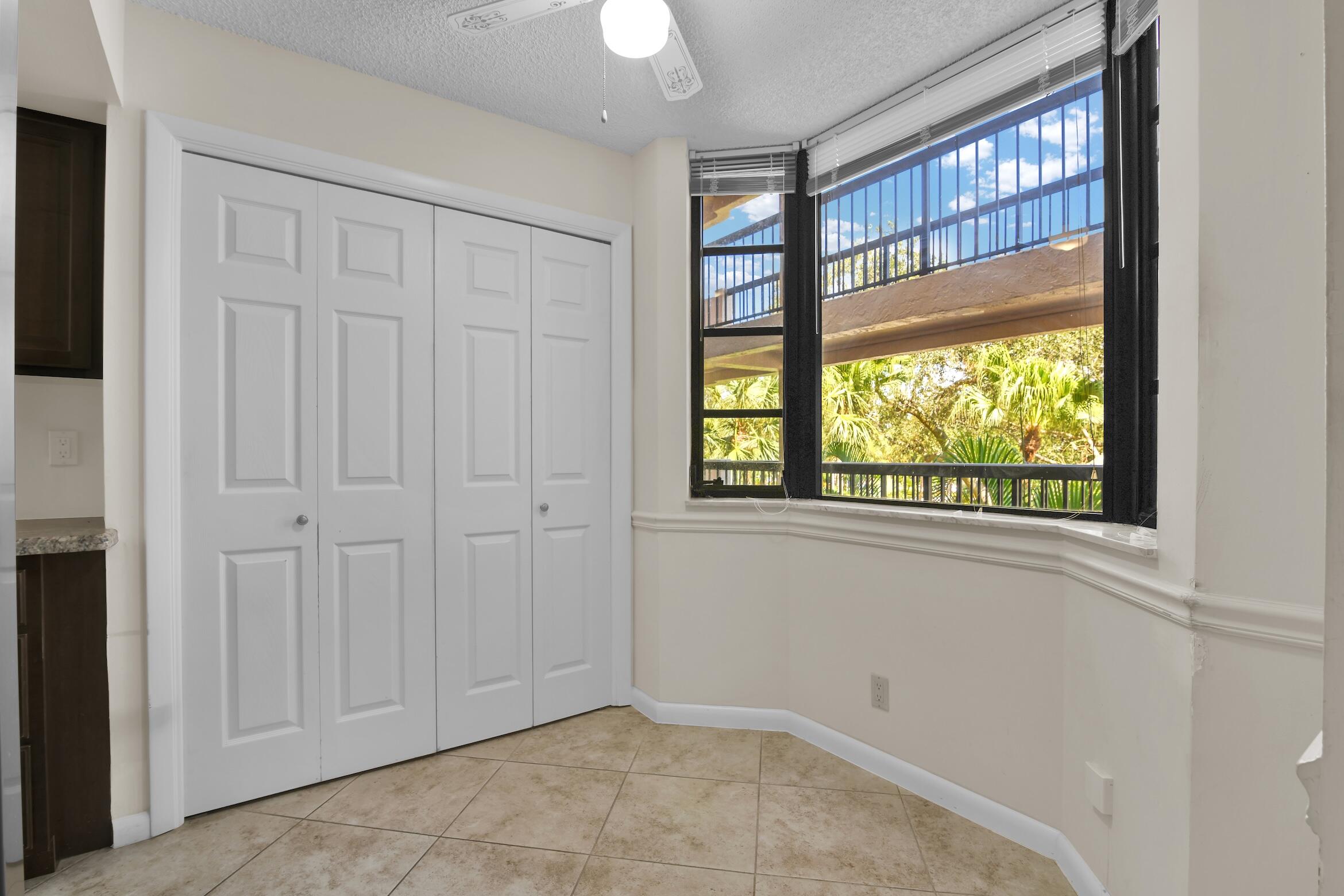 6420 Boca Del Mar Drive, Unit 305 Boca Raton, FL 33433 - Photo 7 of 40 6420 Boca del Mar Dr 305 KITCHEN5