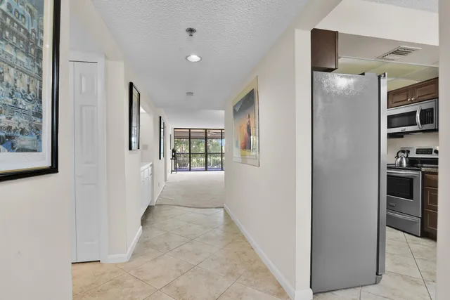 $215,000 | 6420 Boca Del Mar Drive, Unit 305, Boca Raton, FL 33433