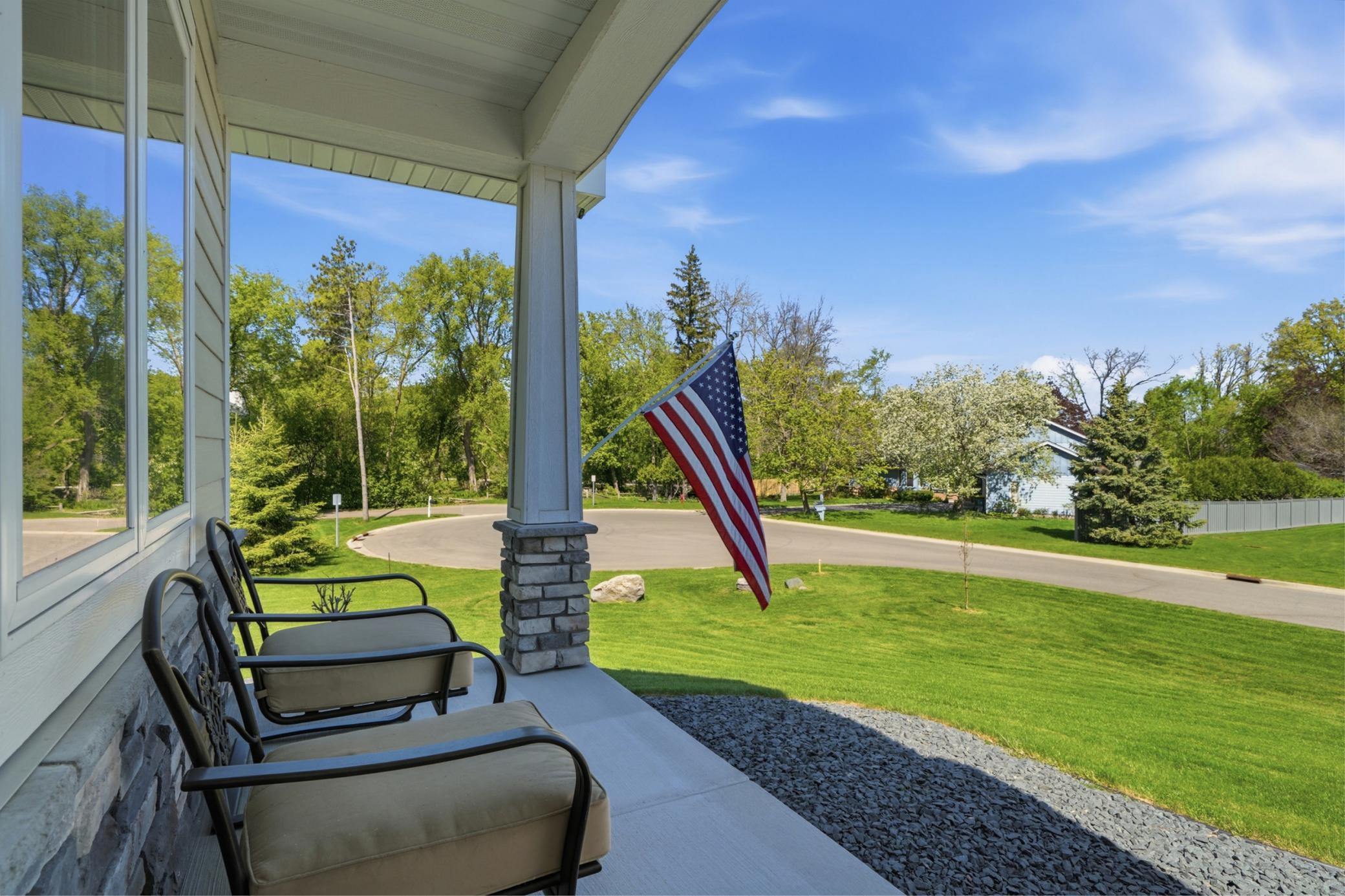 25155 Glen Road Excelsior, MN 55331 - Photo 32 of 63