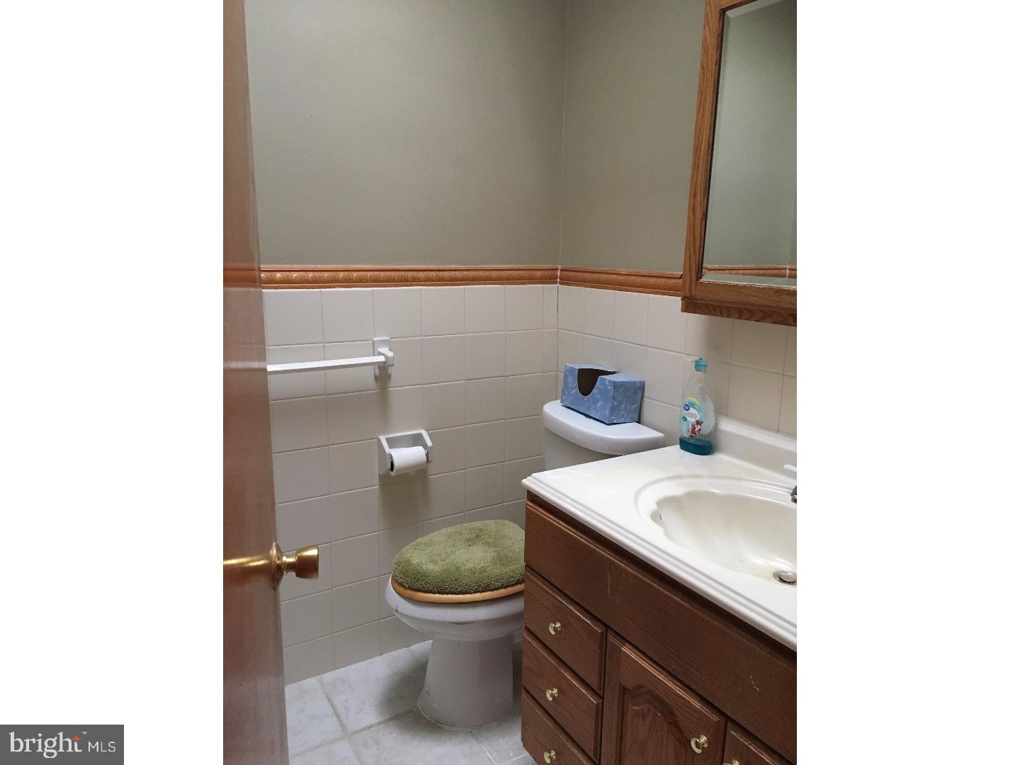 8834 Blue Grass Road Philadelphia, PA 19152 - Photo 8 of 18 Gallery Image 8