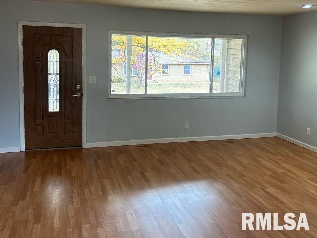 77 Bonnie Brook Road Chatham, IL 62629 - Photo 2 of 7