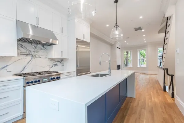 $19,000 | 131 West Newton Street, Boston, MA 02118
