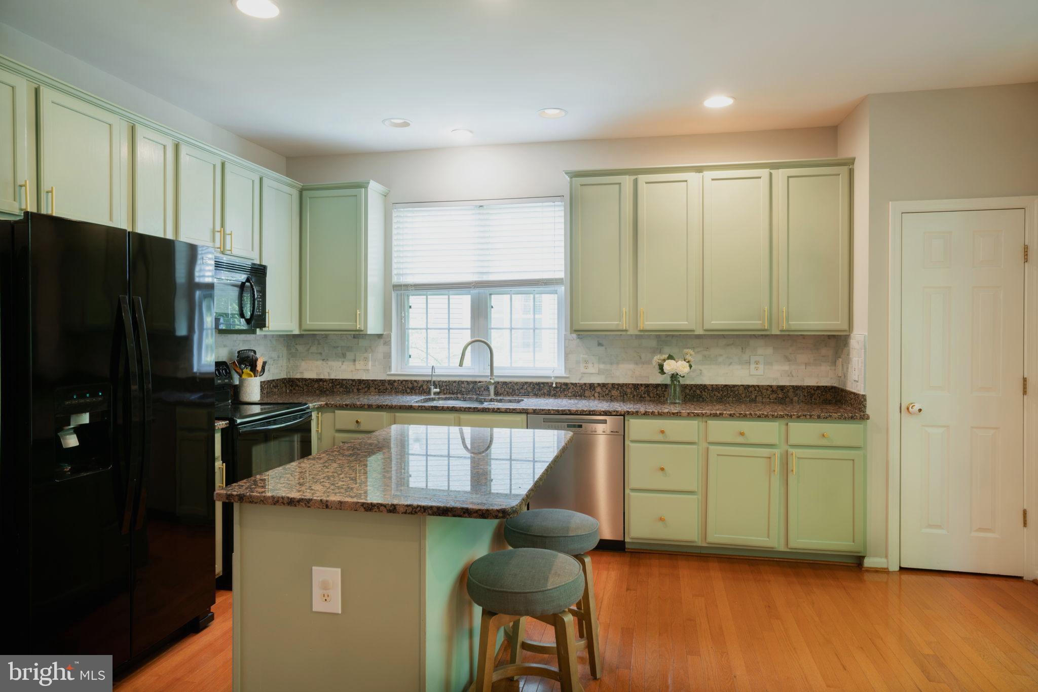 1235 Wild Hawthorn Way Reston, VA 20194 - Photo 23 of 64 Gallery Image 23