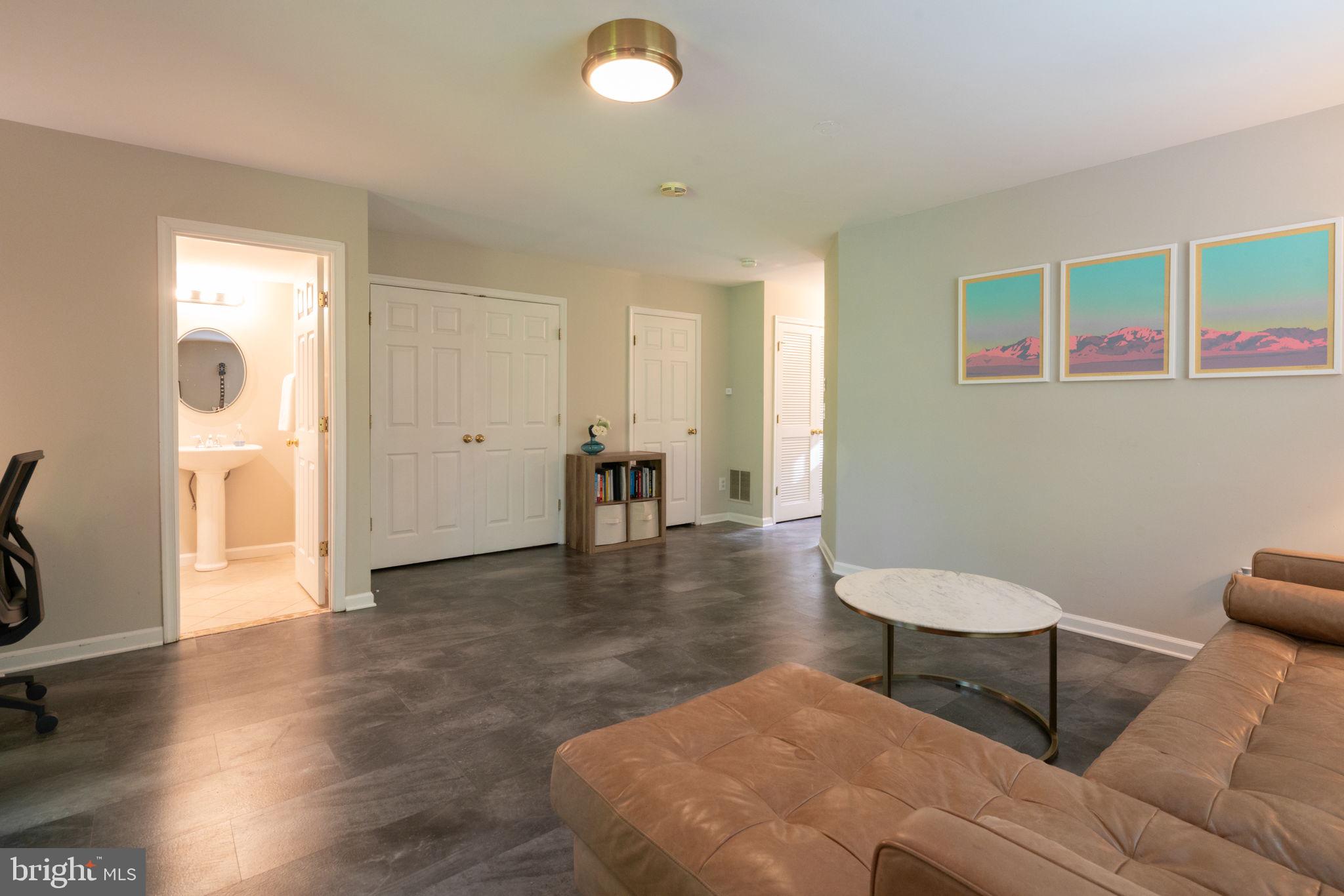 1235 Wild Hawthorn Way Reston, VA 20194 - Photo 54 of 64 Gallery Image 54